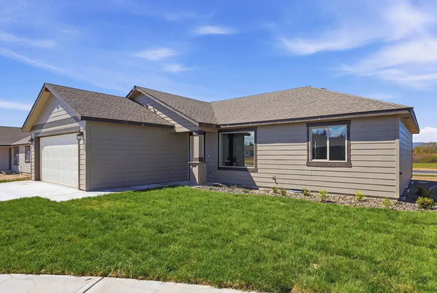 1211 N Layton Ave, Deer Park, WA 99006 - #2