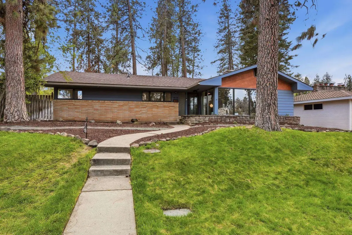1628 E 36th Ave, Spokane, WA 99203 - #1