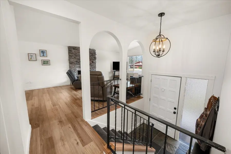 5231 W Rosewood Ave, Spokane, WA 99208 - #3