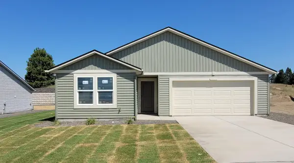 1543 E A St, Deer Park, WA 99006