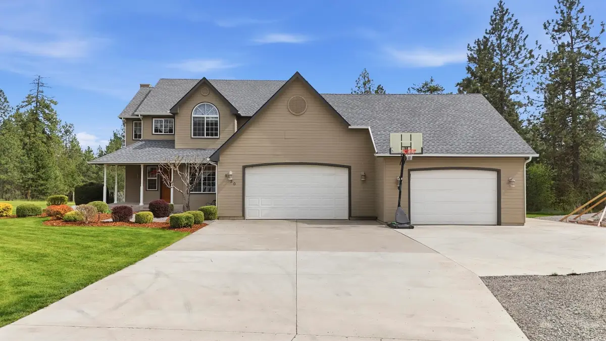 8320 N Haye Ln, Newman Lake, WA 99025 - #1
