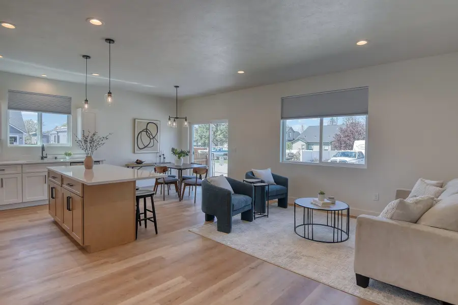 17803 E 3rd Ln, Spokane Valley, WA 99016 - #3