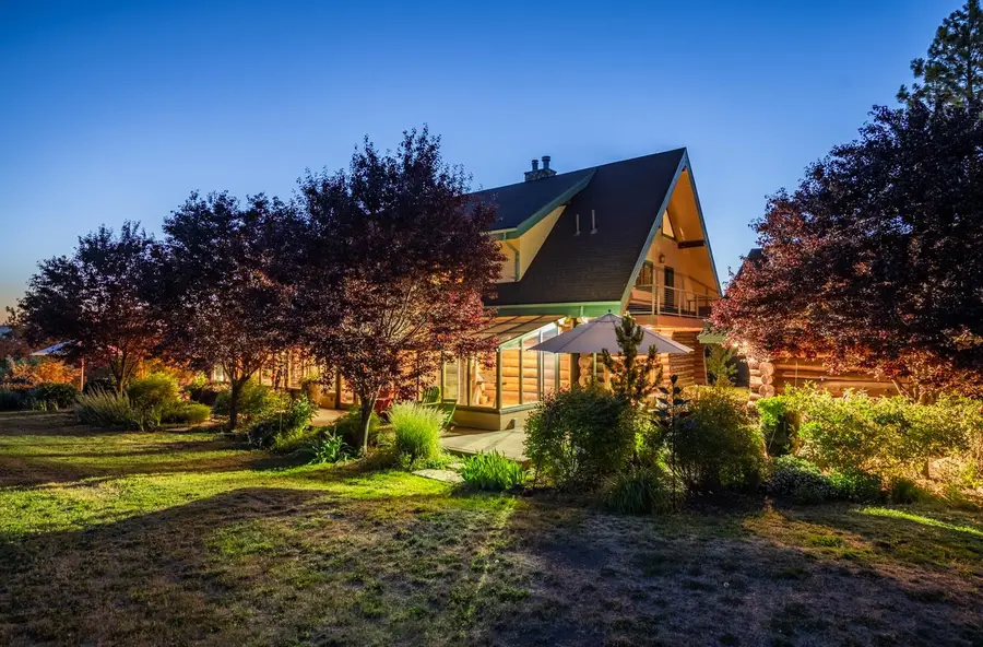 5024 E Stoughton Rd, Valleyford, WA 99036 - #3