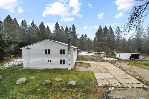 38706 N Newport Hwy, Elk, WA 99009
