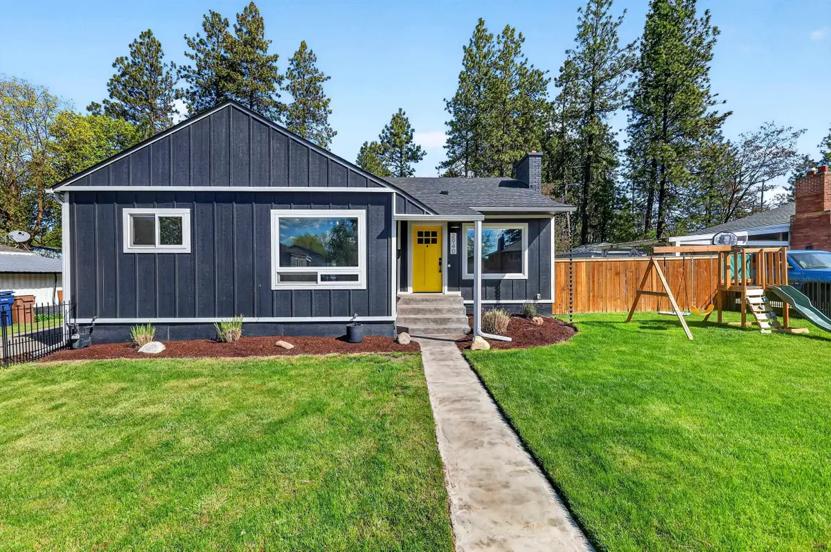 2940 W Broad Ave, Spokane, WA 99205 - #1