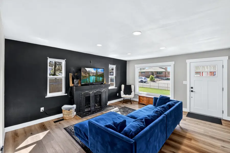 2940 W Broad Ave, Spokane, WA 99205 - #3