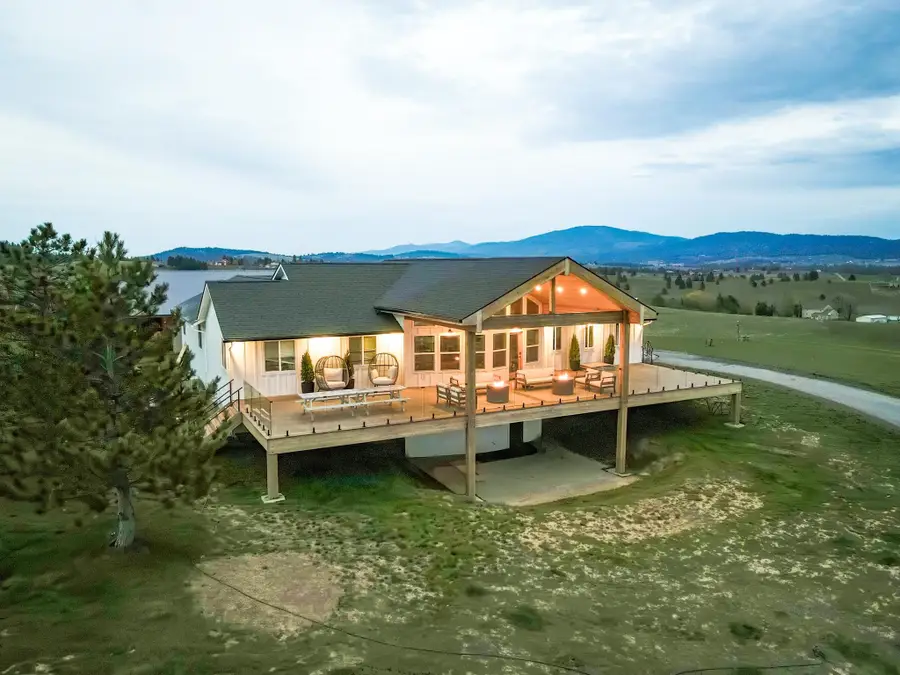 11011 S Bruna Rd, Valleyford, WA 99036 - #2