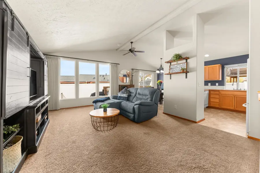 1613 E 2nd St, Deer Park, WA 99006 - #2