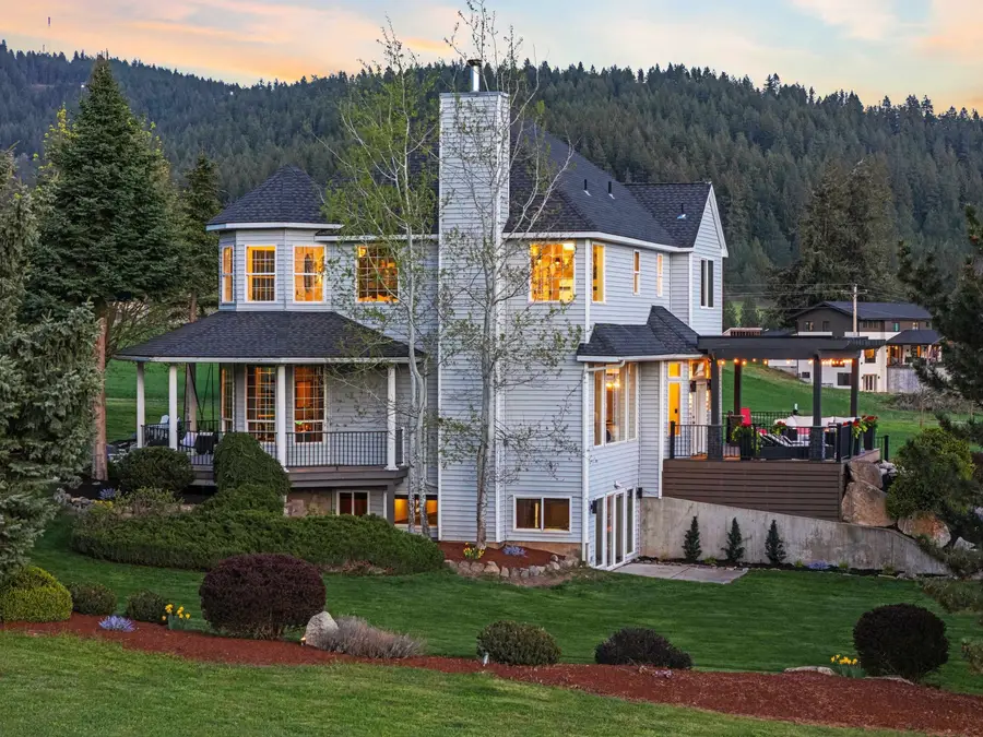 7406 S Deerview Ln, Spokane, WA 99223 - #3