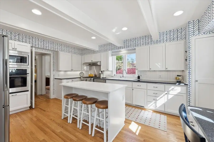 1228 E Overbluff Rd, Spokane, WA 99203 - #3