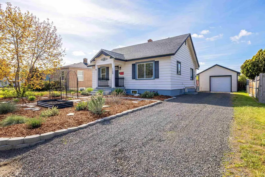 1109 W Nebraska Ave, Spokane, WA 99205 - #2