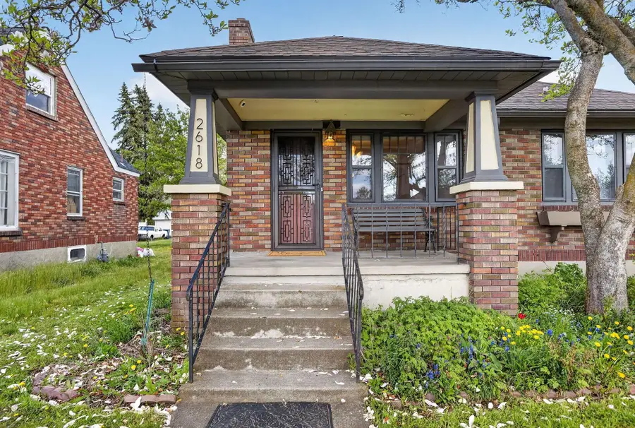 2618 N Howard St, Spokane, WA 99205 - #2