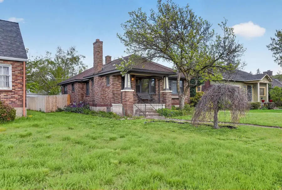 2618 N Howard St, Spokane, WA 99205 - #3