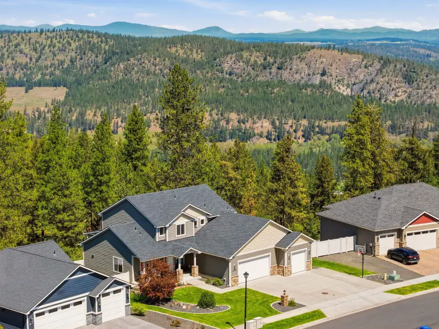 10503 N Alberta Cir, Spokane, WA 99208 - #2