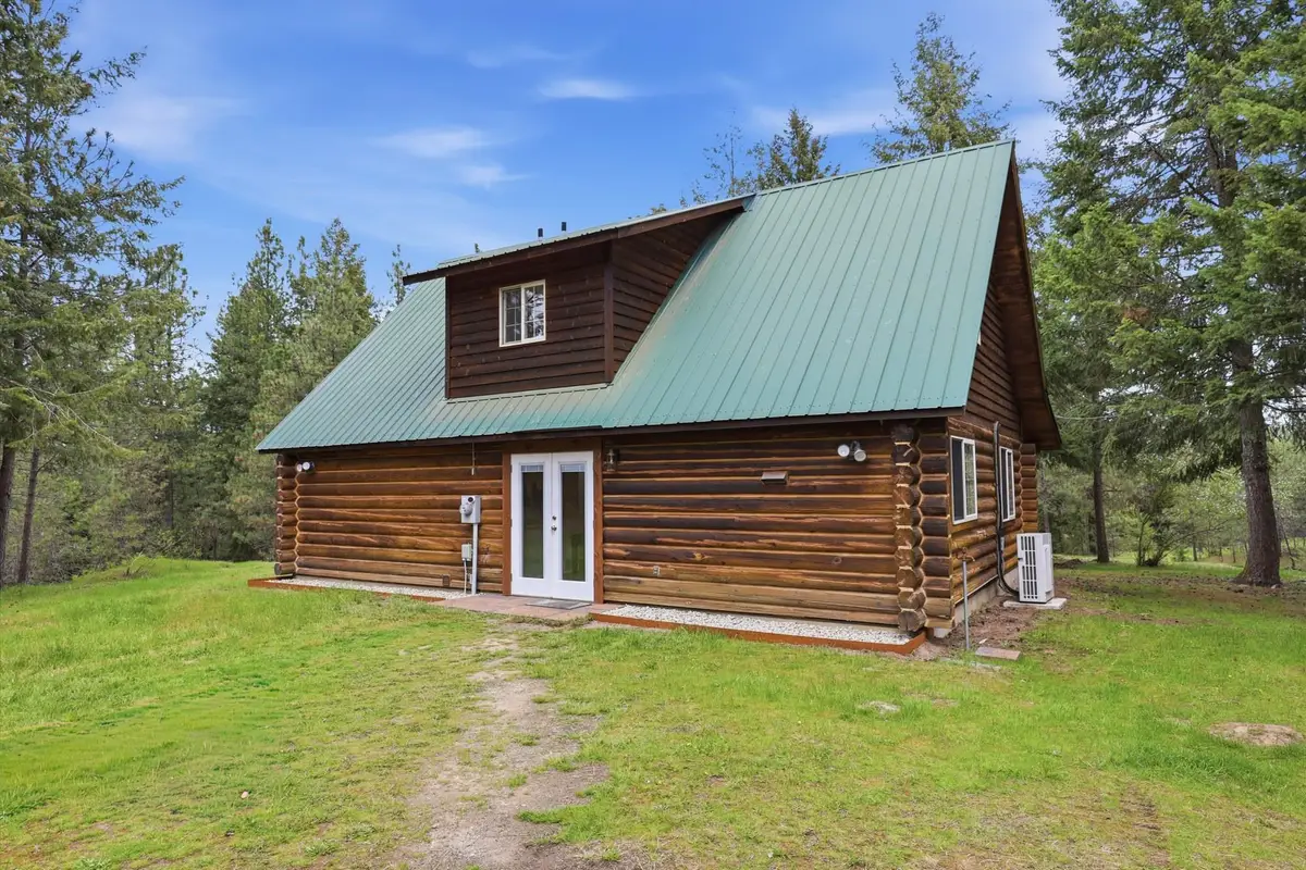 2120 N Christensen Rd, Medical Lake, WA 99022 - #1