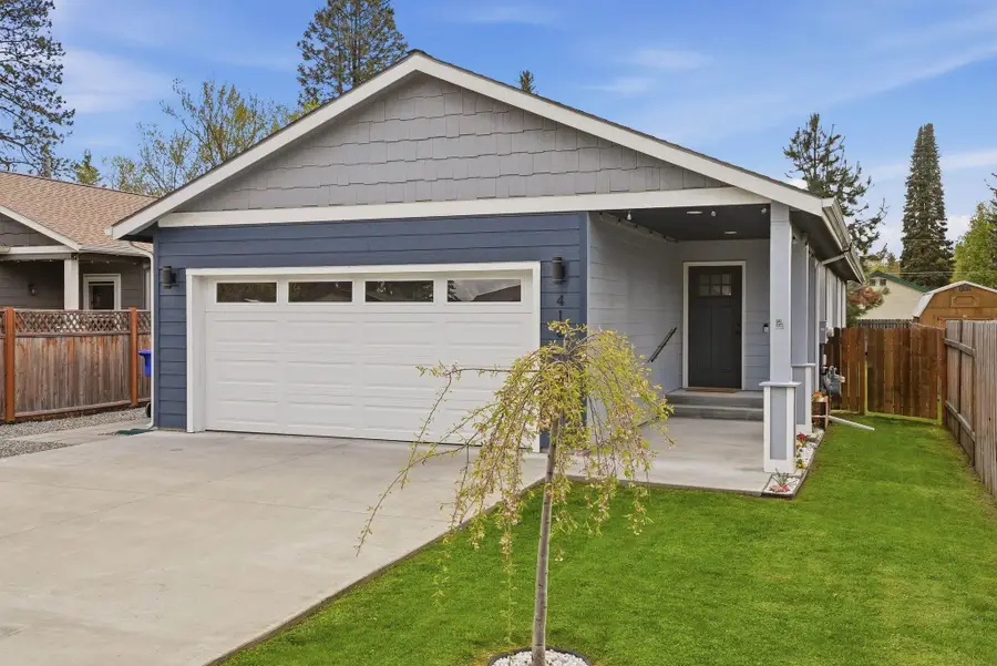 418 E 4th St, Deer Park, WA 99006 - #2