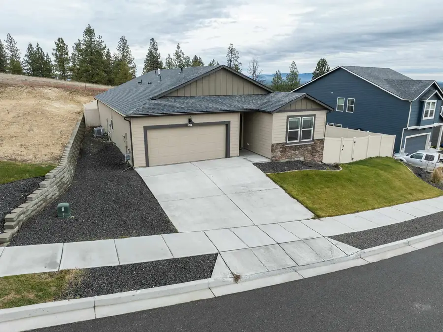 8207 S Avery Rd, Cheney, WA 99004 - #2