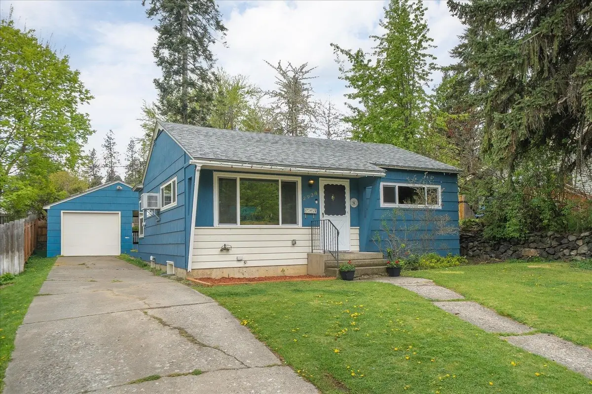 2928 E 15th Ave, Spokane, WA 99223 - #1