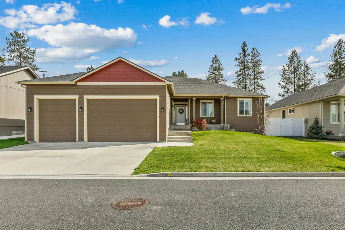 712 E E Belle Ln, Colbert, WA 99005 - #1