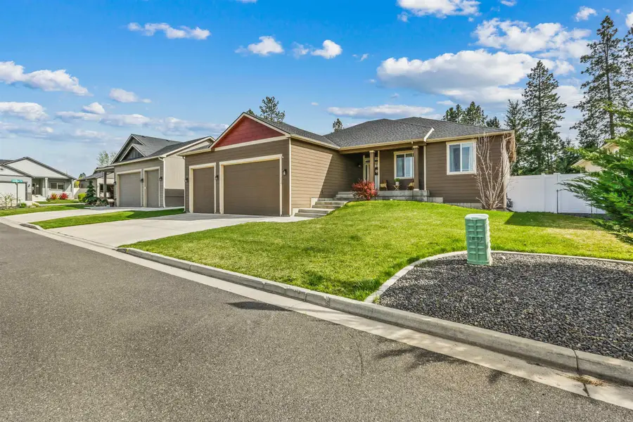 712 E E Belle Ln, Colbert, WA 99005 - #2
