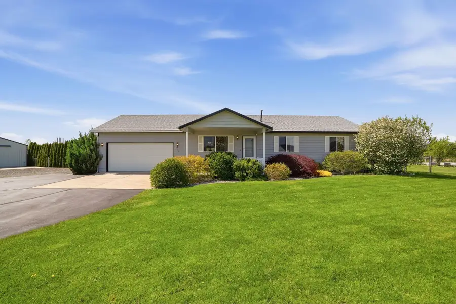 6211 N Blue Skies Ln, Newman Lake, WA 99025 - #2