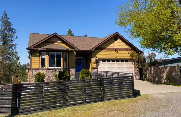 3724 W Grandvie W Grandview Ave, Spokane, WA 99224
