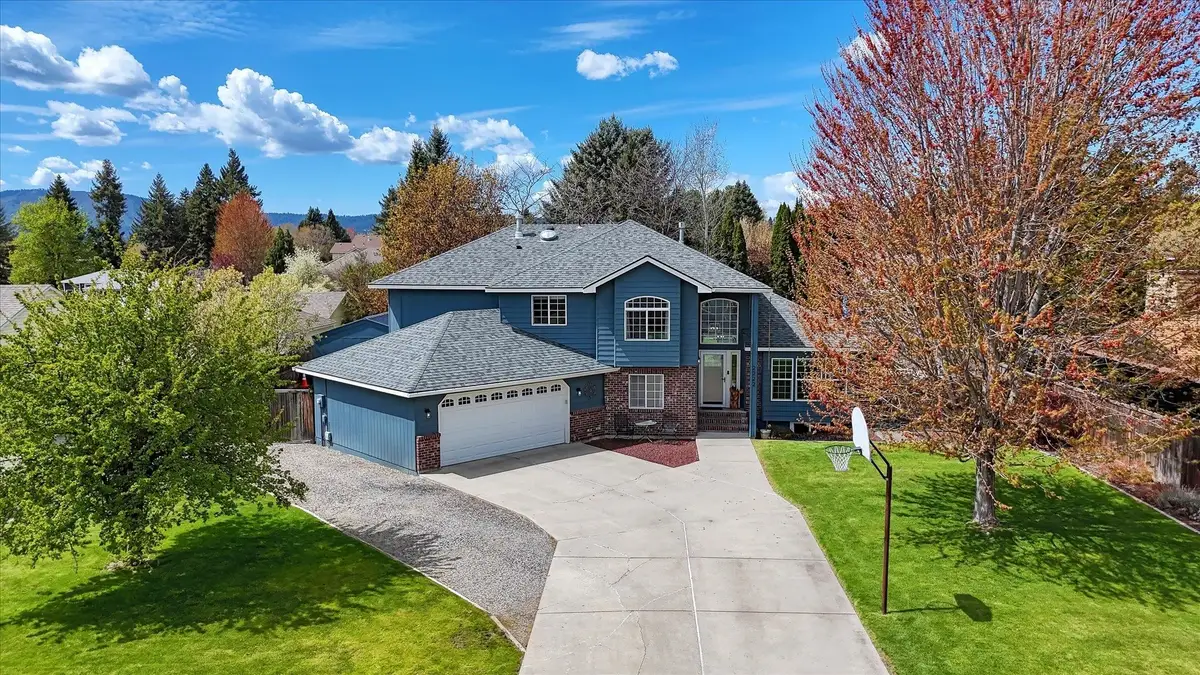 2222 S Progress Rd, Veradale, WA 99037 - #1