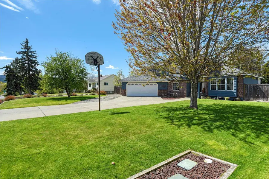 2222 S Progress Rd, Veradale, WA 99037 - #2