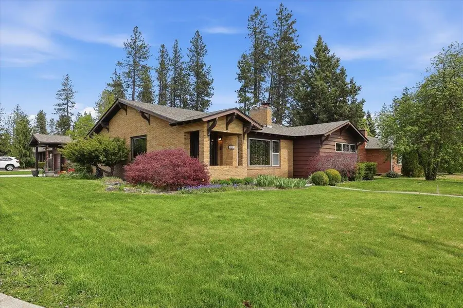 1205 E 55th Ave, Spokane, WA 99223 - #3