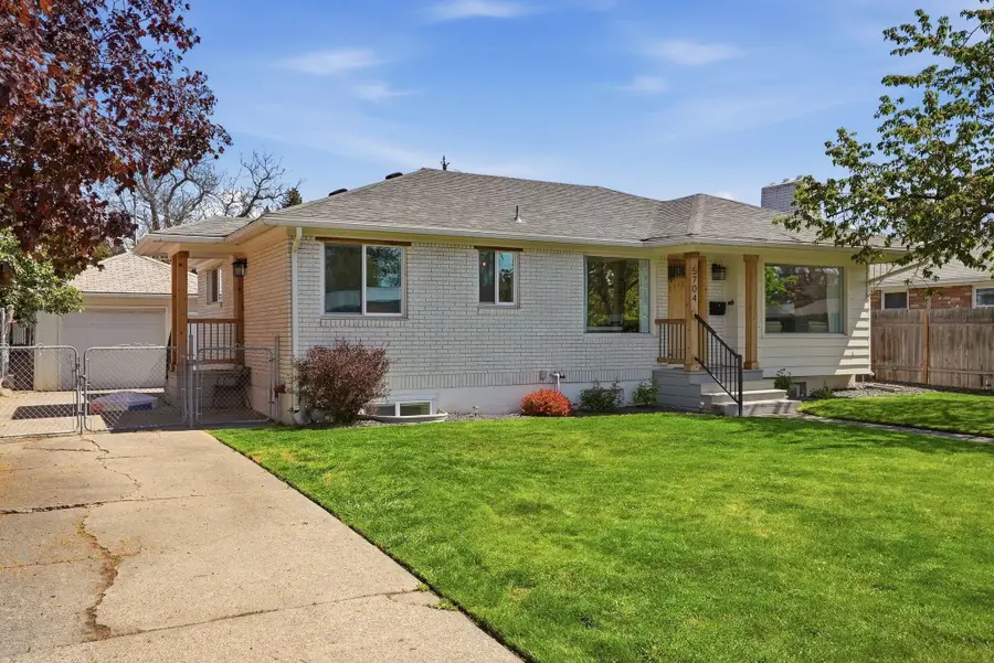 5704 N Alameda Blvd, Spokane, WA 99205 - #2