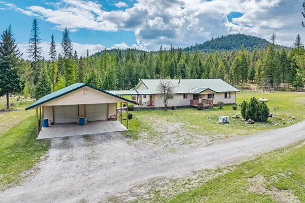 3145 Red Marble Rd, Chewelah, WA 99109
