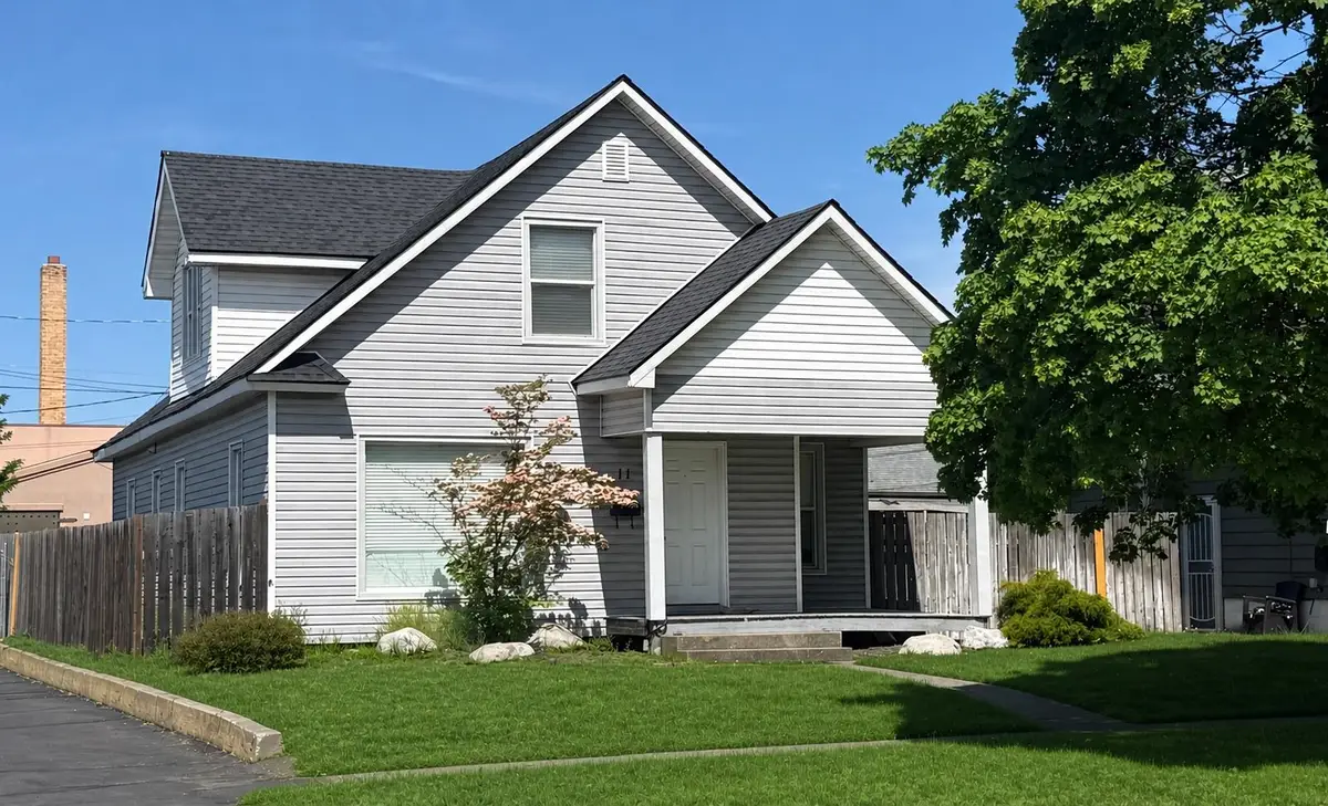 11 E Sinto Ave, Spokane, WA 99202 - #1