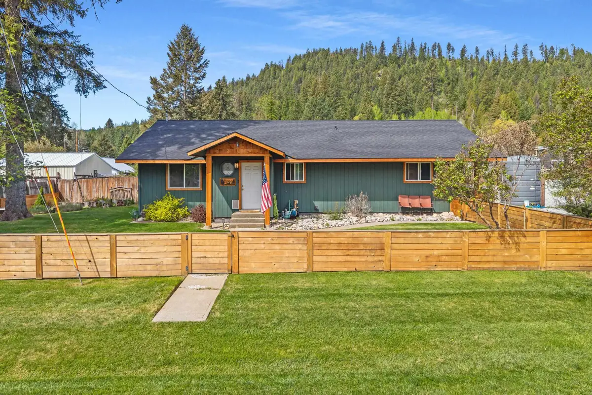 103 N 8th Ave, Ione, WA 99139 - #1