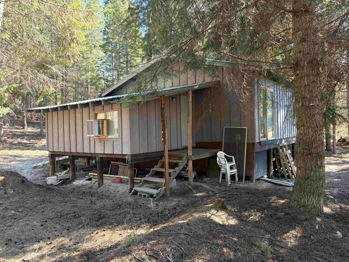 1394 Peterson Swamp Rd, Colville, WA 99114 - #1