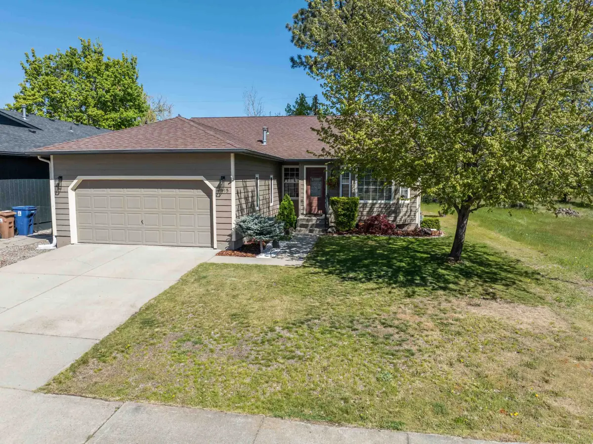 4215 E 33rd Ave, Spokane, WA 99223 - #1