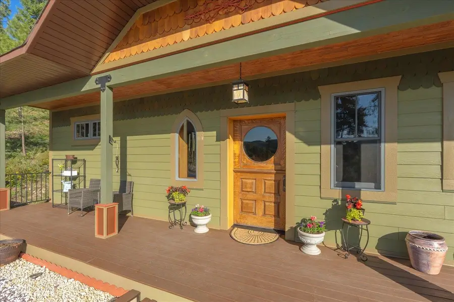1939 Old Cc Rd, Addy, WA 99101 - #2