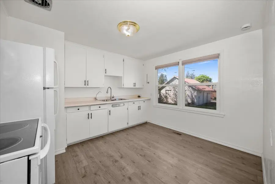 4911 N Elm St, Spokane, WA 99203 - #3