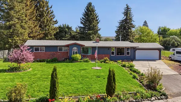 809 E Southview Ave, Colfax, WA 99111