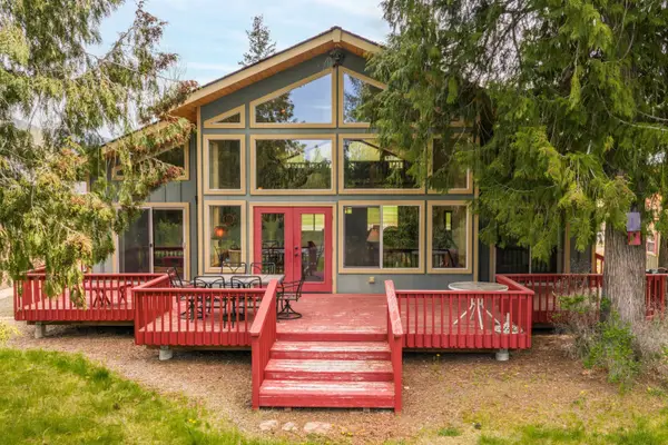 211 Conrad Dr, Ione, WA 99139