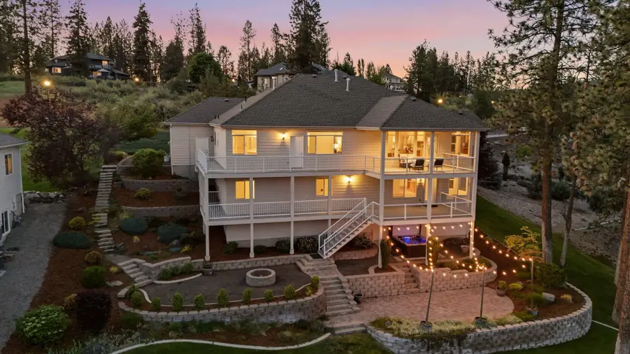 10599 W Lakeside Ln, Nine Mile Falls, WA 99026 - #3