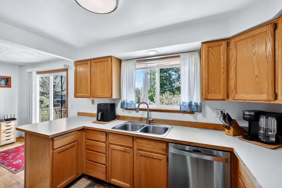 809 Villard St, Cheney, WA 99004 - #3