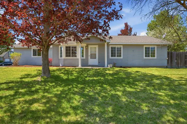 1629 E 2nd St, Deer Park, WA 99006