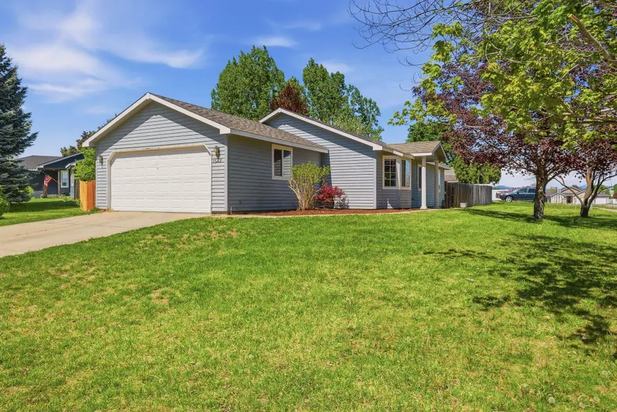 1629 E 2nd St, Deer Park, WA 99006 - #2
