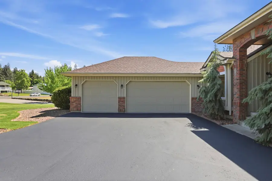 202 E Shore Rd, Nine Mile Falls, WA 99026 - #3