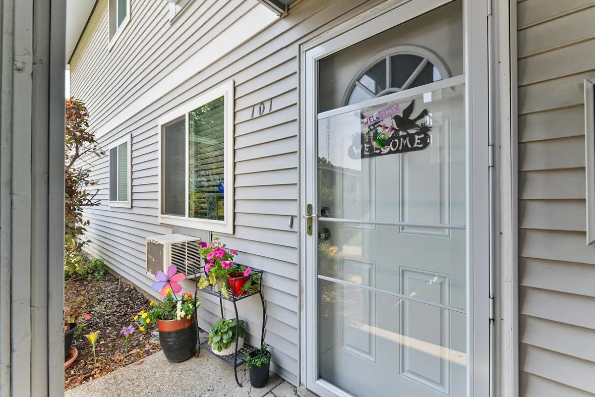 4026 S Regal St #101, Spokane, WA 99223 - #1