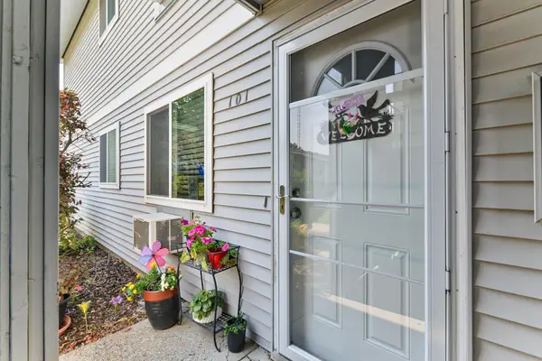 4026 S Regal St #101, Spokane, WA 99223
