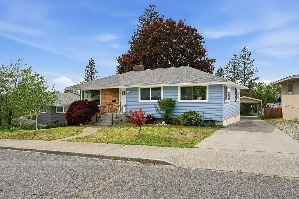 3510 W Fleming Pl, Spokane, WA 99205 - #1