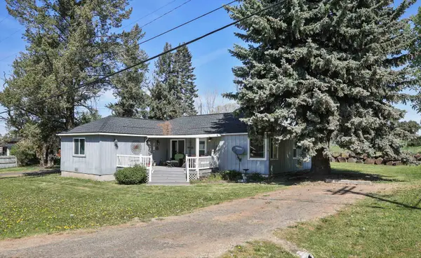 230 E 3rd St, Spangle, WA 99031
