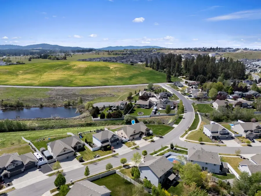 19016 E 15th Ave, Spokane Valley, WA 99016 - #3