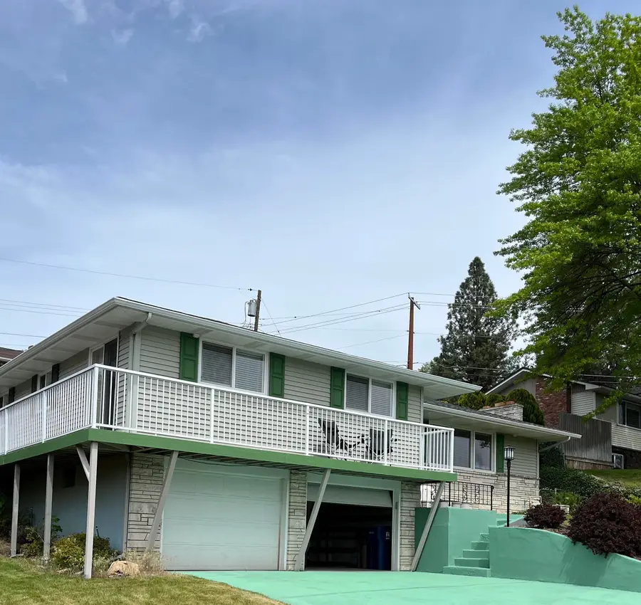 2312 W Woodside Ave, Spokane, WA 99208 - #3